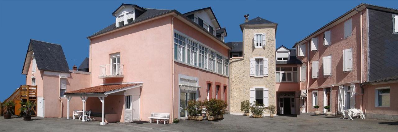 Ana * Bagnères-de-Bigorre